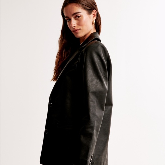 Abercrombie & Fitch Vegan Leather Blazer - Picture 4 of 7